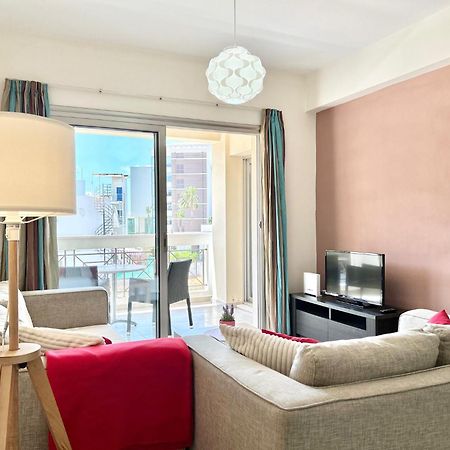 Sun Julz Apartments On The Beach Pafos Exterior foto