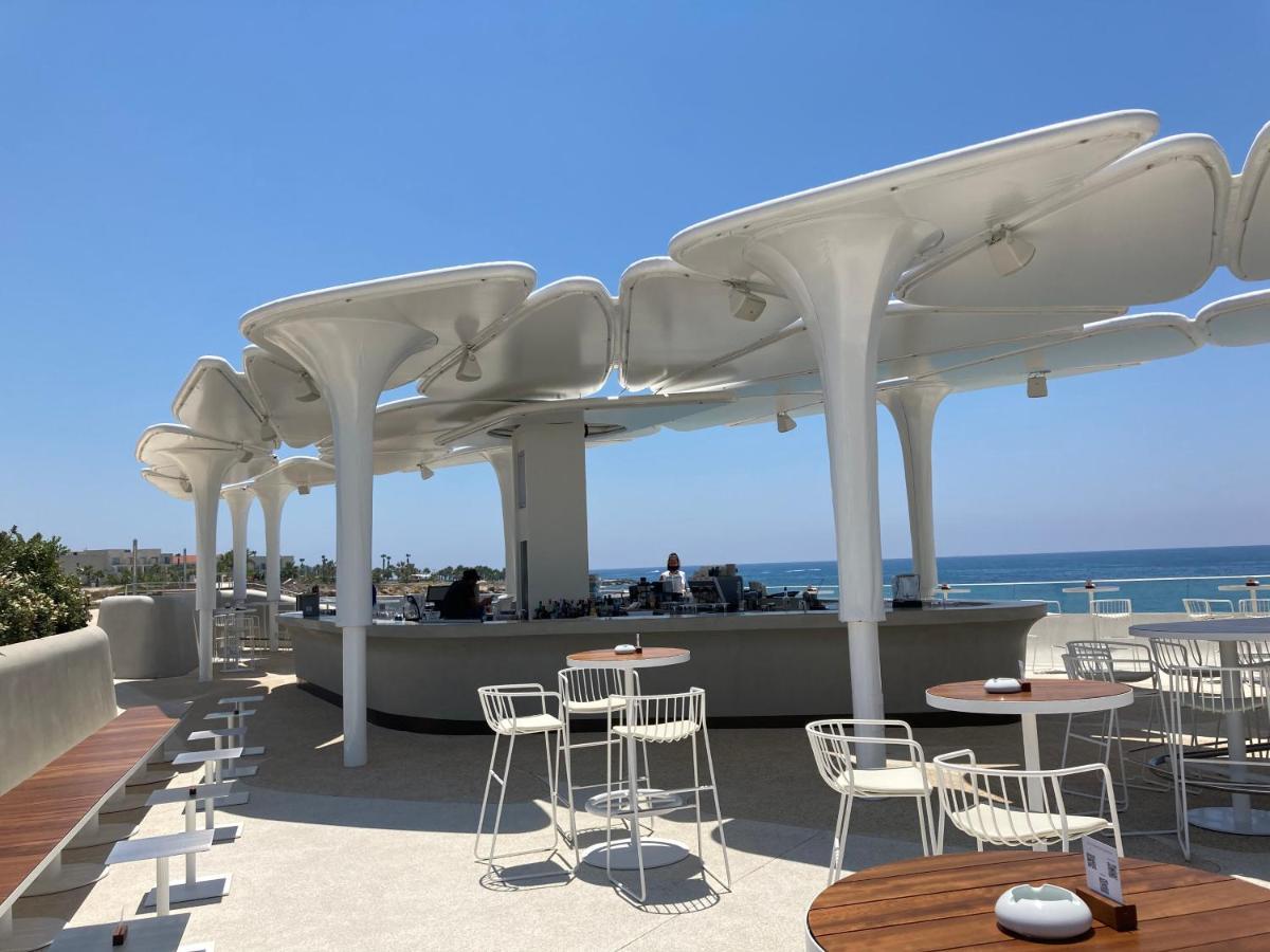 Sun Julz Apartments On The Beach Pafos Exterior foto