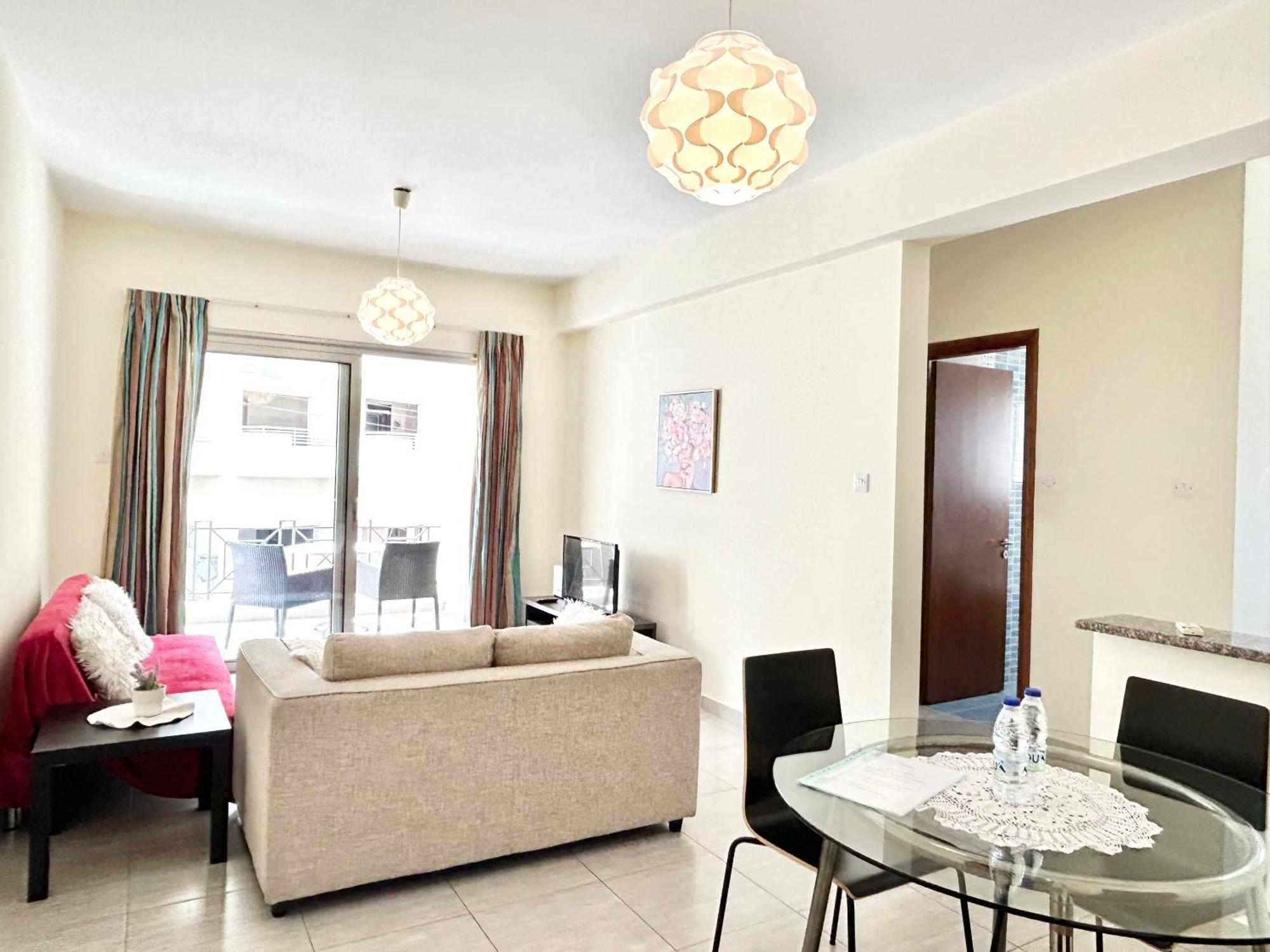 Sun Julz Apartments On The Beach Pafos Exterior foto