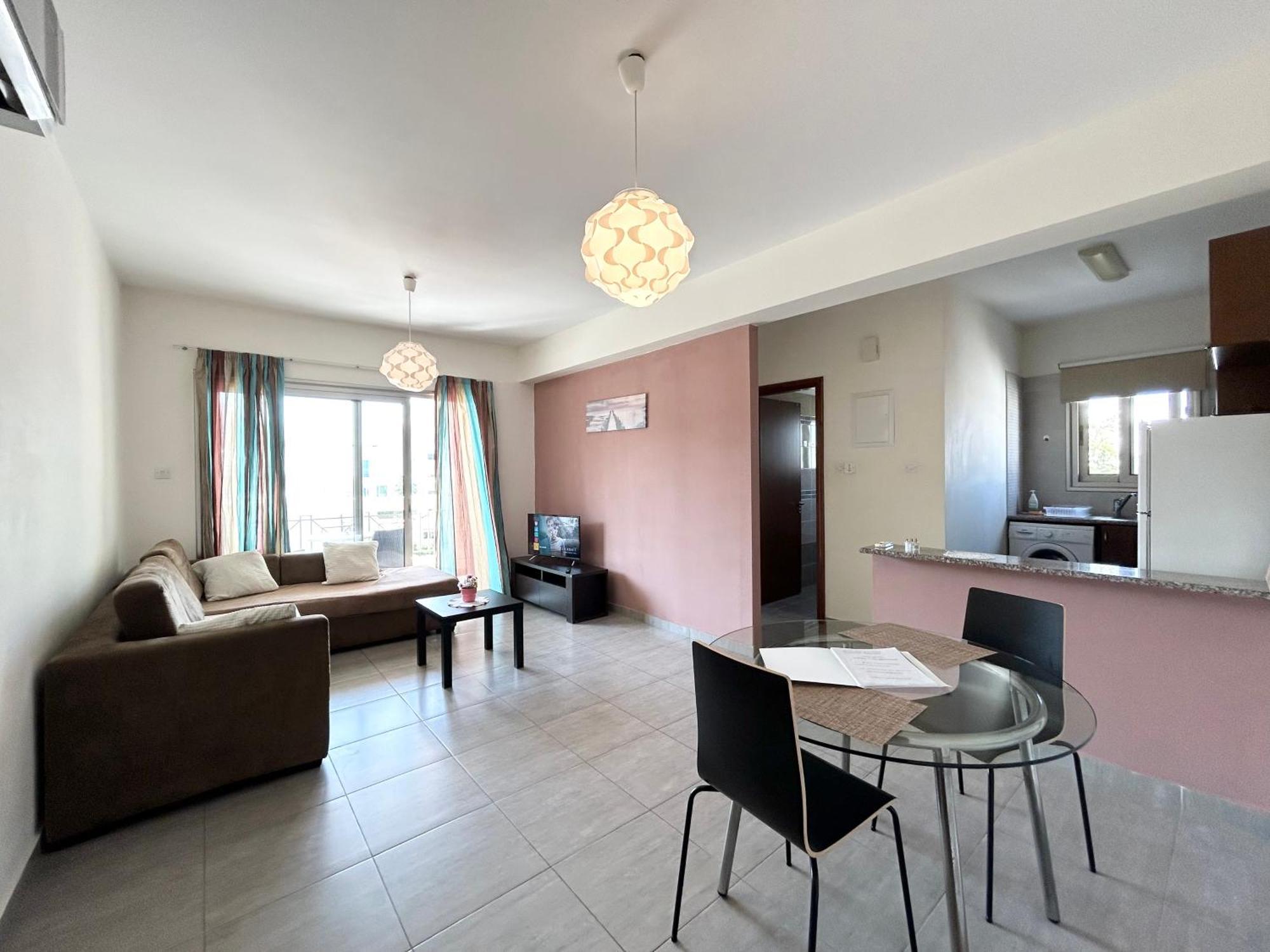 Sun Julz Apartments On The Beach Pafos Exterior foto