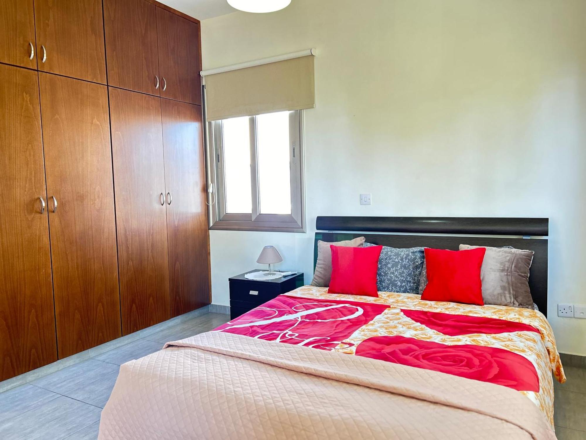 Sun Julz Apartments On The Beach Pafos Exterior foto